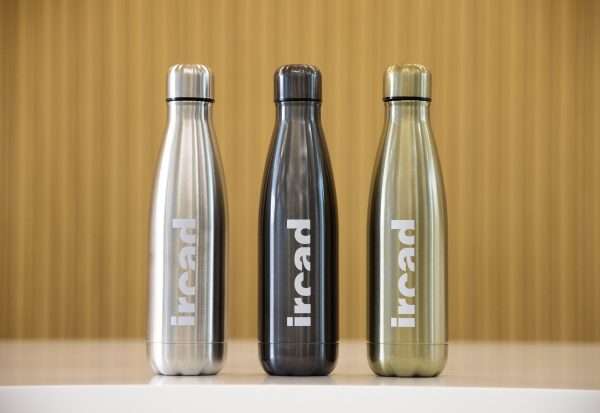 Isothermal bottle