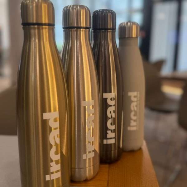 Isothermal bottle