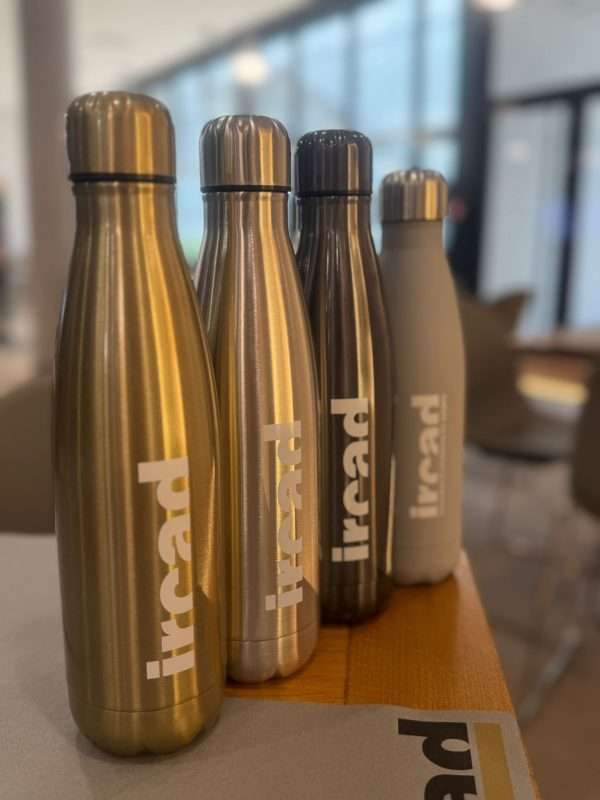 Isothermal bottle