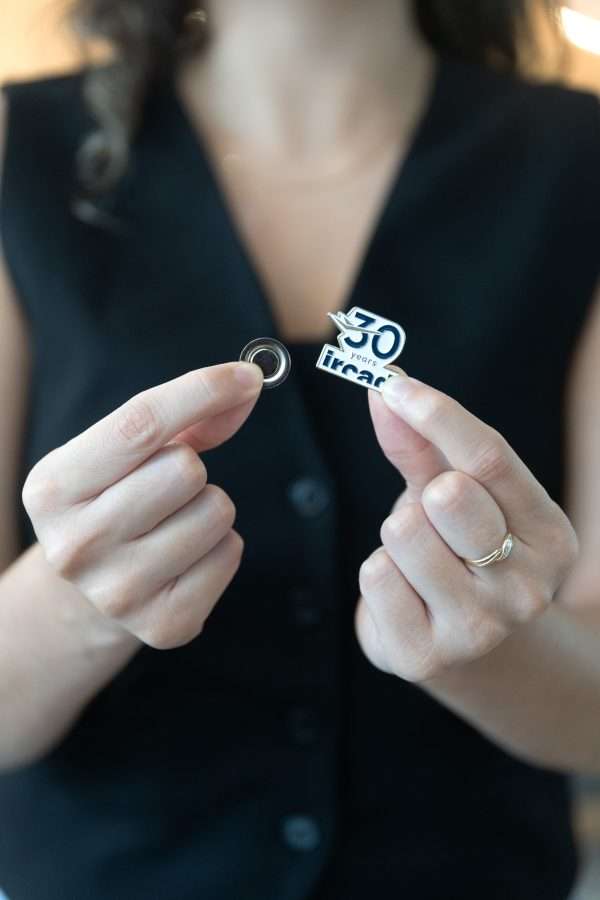 Lapel magnetic pins - 30 years - Image 3